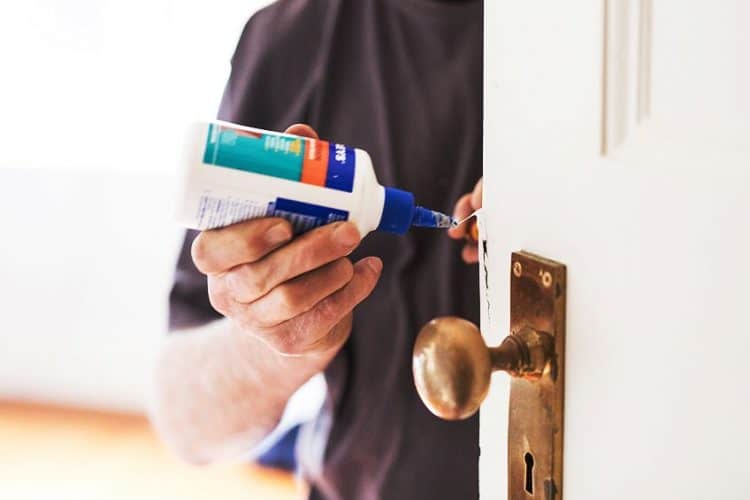 Best Super Glue A Review of the Top Super Glue Brands