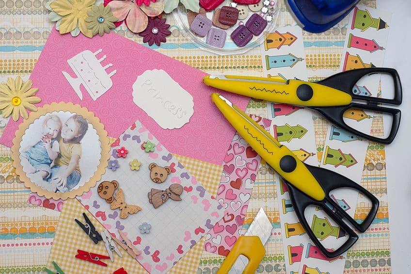 Scrapbooking with Paper Glues