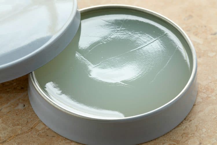 How to Remove Spray Foam from Skin Clean Insulation from your Hands