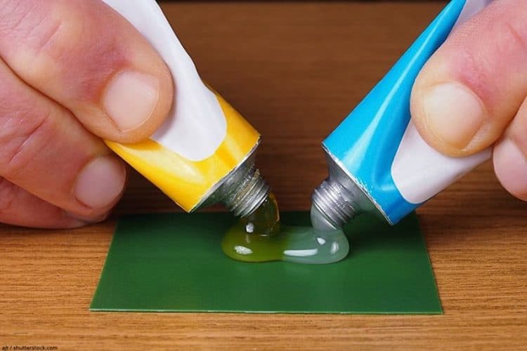 Best Glue for Plastic Eyeglass Frames Full Guide