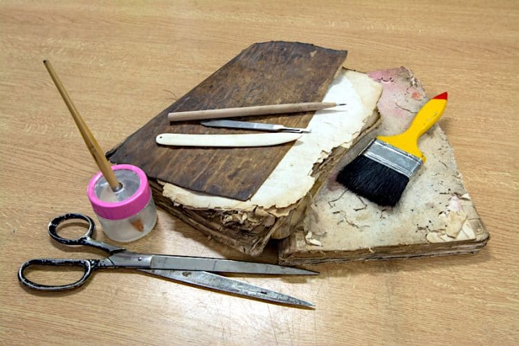 Best Glue for Bookbinding How to Repair Your Old Books