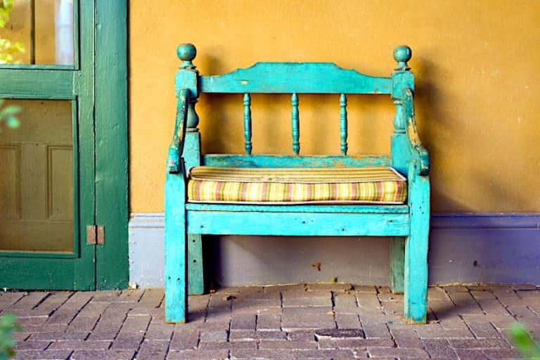 How to Remove Paint From Wood With Vinegar NonToxic Paint Stripping