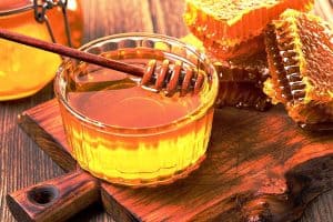 What Colors Make Gold? - Learn How to Make the Color Gold